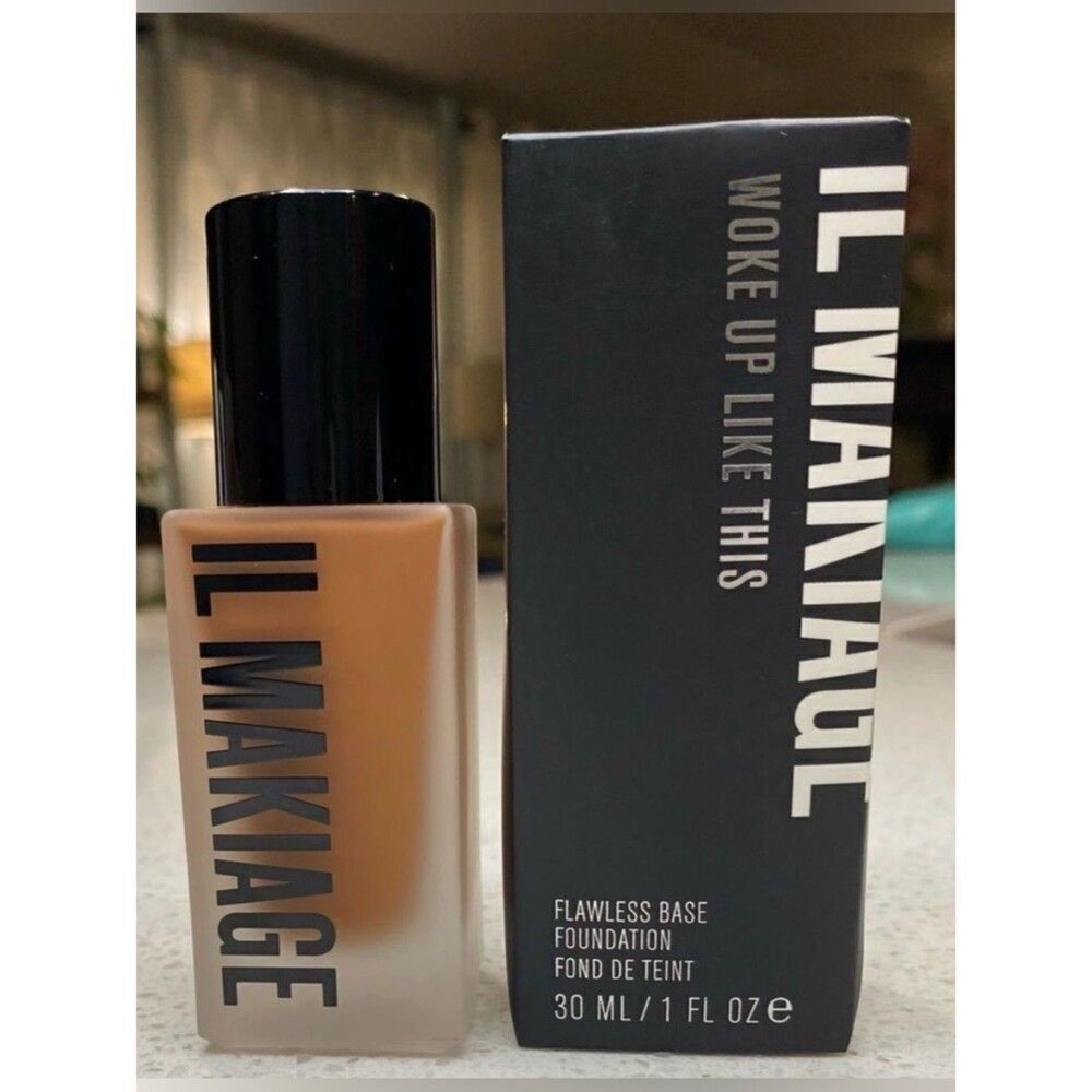 IL MAKIAGE Foundation Shade 210 Woke Up Like This Flawless Base 30ml - Picture 3 of 4
